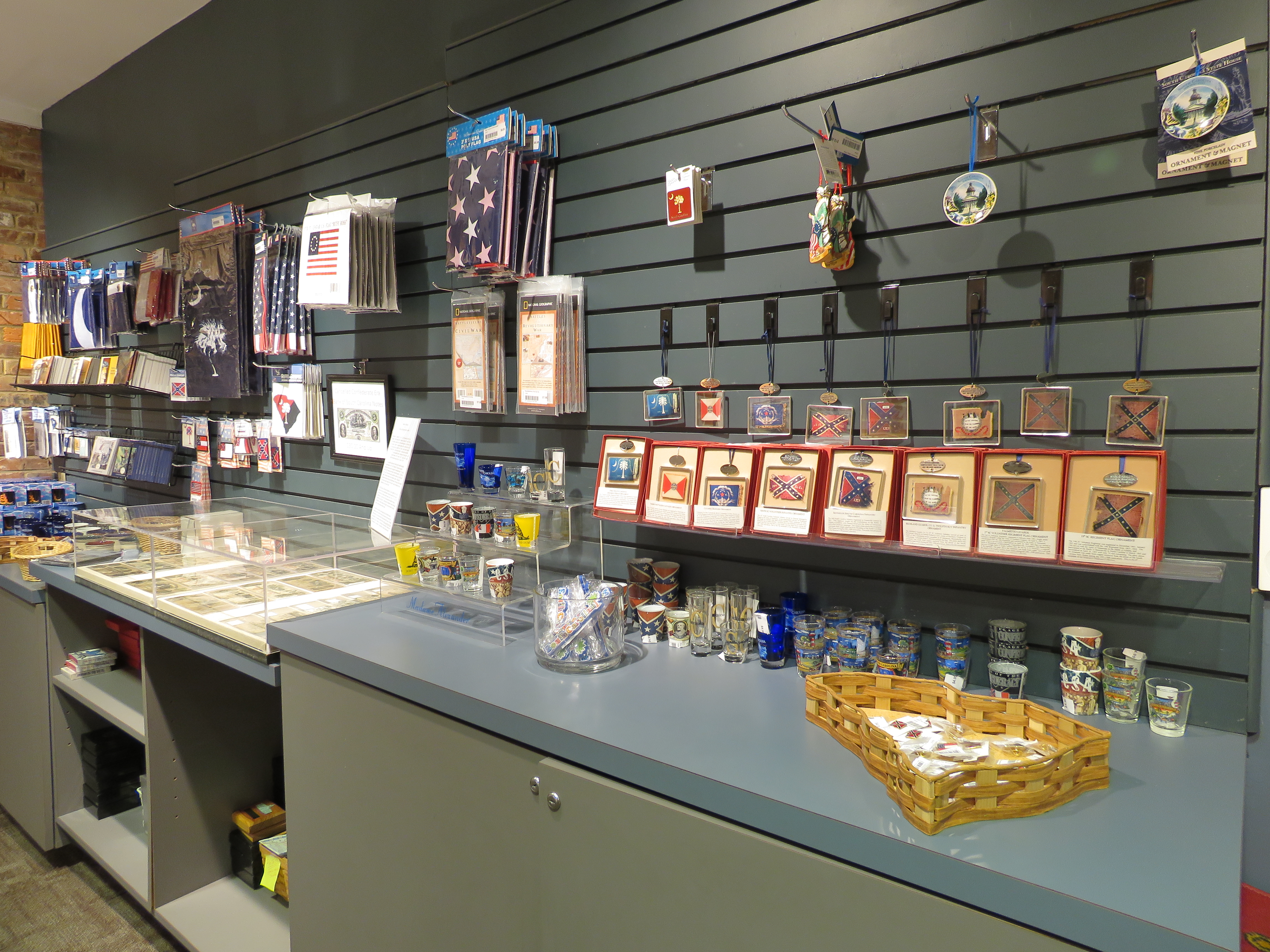 Gift shop interior image